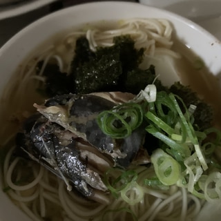 鯖缶と卵の生姜煮麺